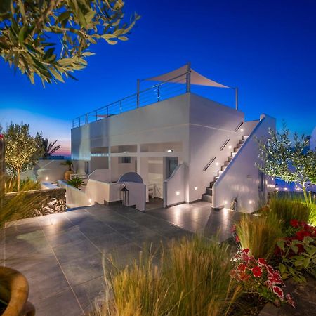 Sole D'Oro Luxury Suites 伊亚 外观 照片