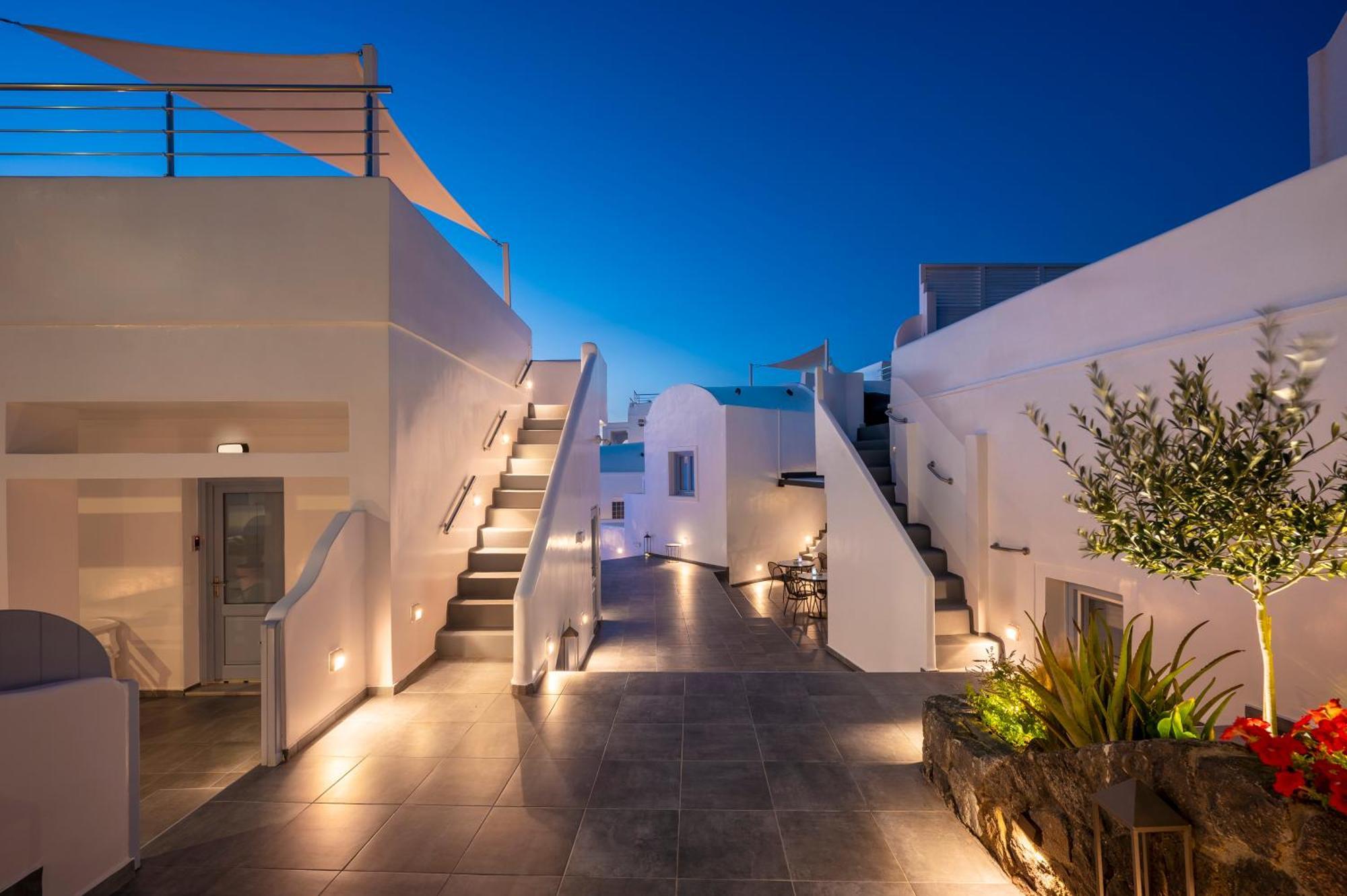 Sole D'Oro Luxury Suites 伊亚 外观 照片