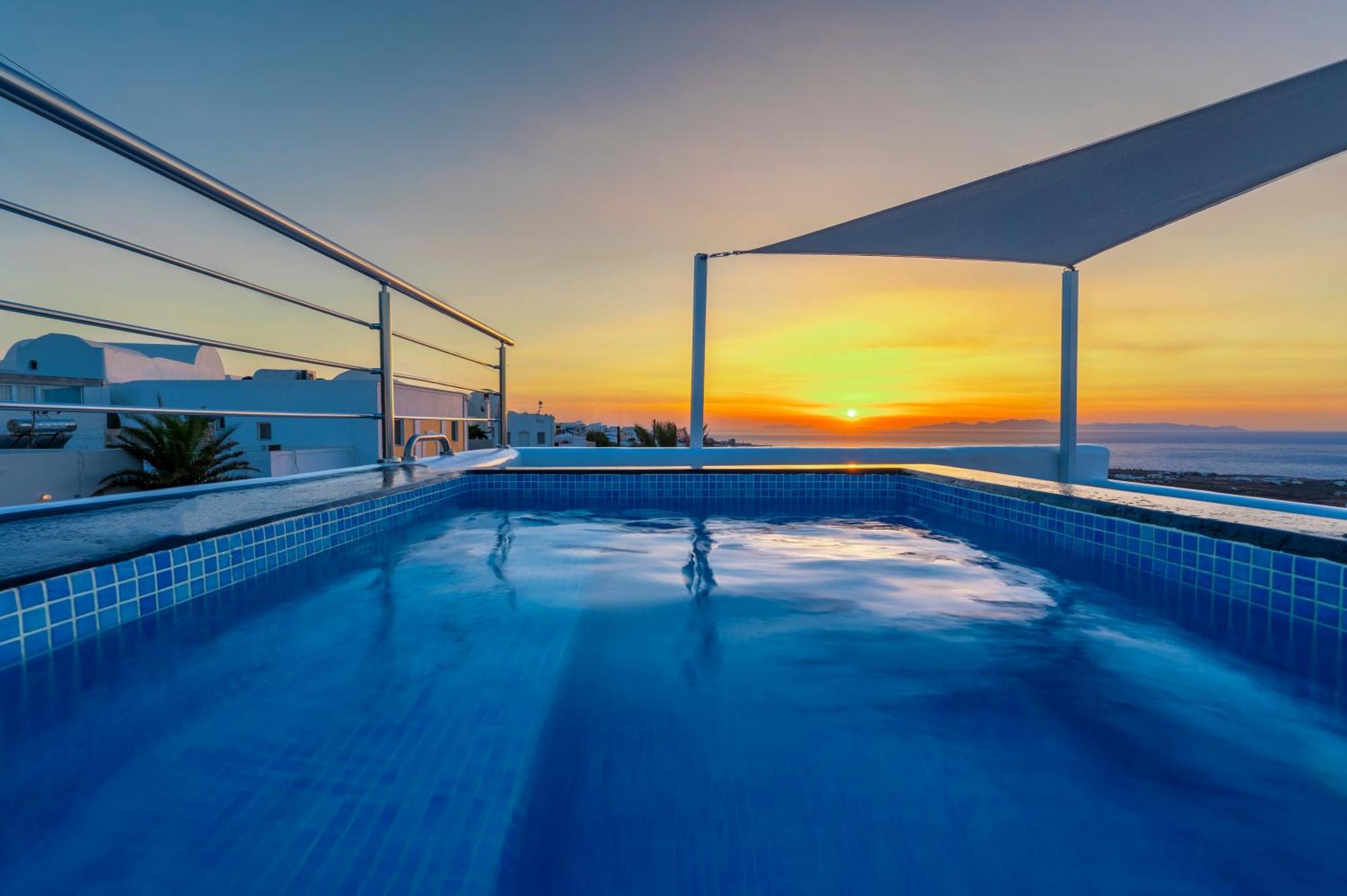 Sole D'Oro Luxury Suites 伊亚 外观 照片