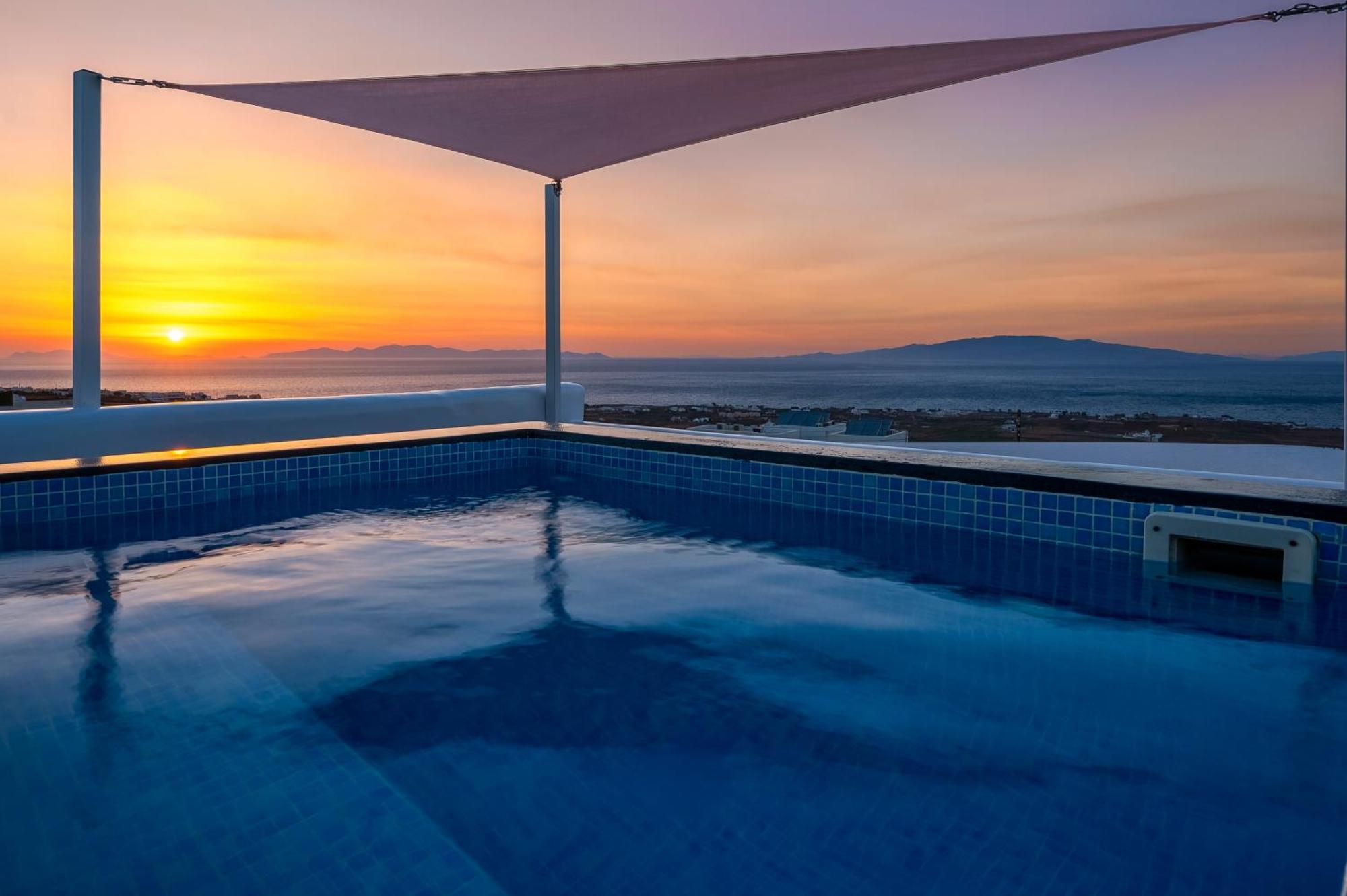 Sole D'Oro Luxury Suites 伊亚 外观 照片